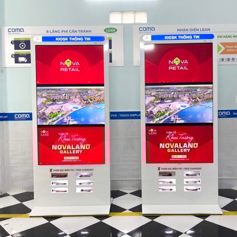 Máy KIOSK COMQ Q-Kiosk 65A PBC - 65'' có trạm sạc pin