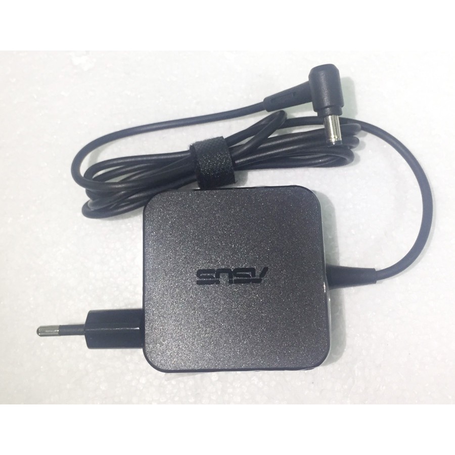 Sạc Laptop Asus 19V - 3.42A chân nhỡ 4.0 x 1.35mm, củ vuông