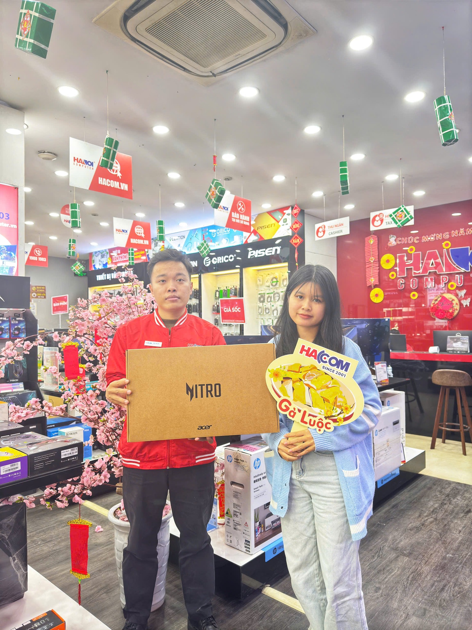 91349_laptop_acer_gaming_nitro_v_16_propanel_anv16_41_r6na_nh_qp0sv_001_r7_8845hs_16gb_ram_512gb_ssd_rtx4060_8gb_16_inch_wuxga_win11_den_kh Laptop Acer Nitro ANV16-41-R6NA (NH.QP0SV.001) (R7-8845HS/16GB /512GB SSD/RTX4060 8GB/16 WUXGA/Win11/Đen) - Likenew (Full box)