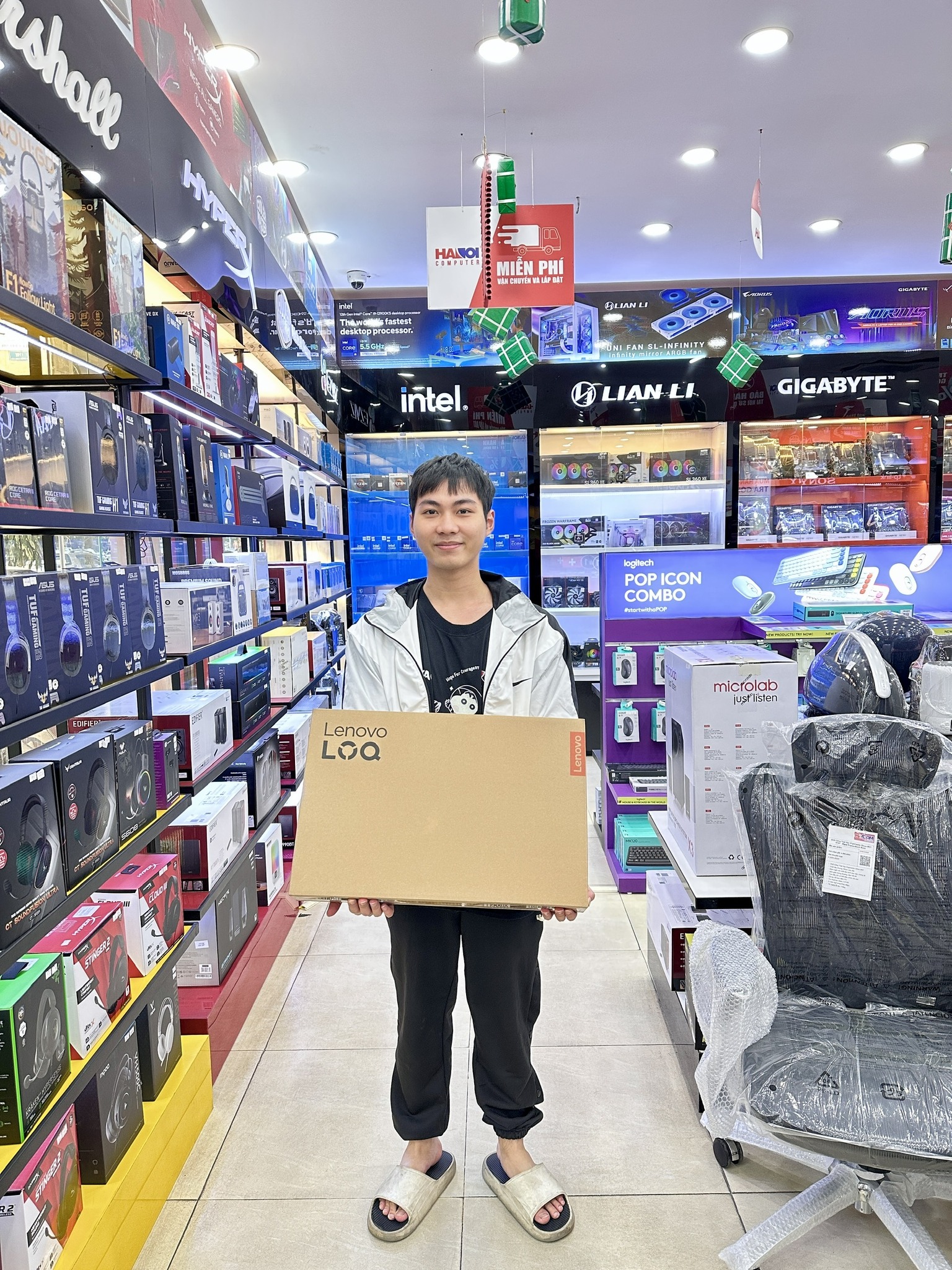 Laptop Lenovo Gaming LOQ 15IRX9 (83DV00UGVN) (i7 13650HX/24GB RAM/512GB SSD/15.6 FHD 144hz/RTX 4050 6GB/Win11/Xám) (LTLV0162)