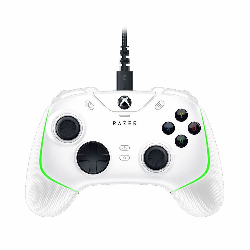 tay-cam-choi-game-razer-wolverine-v2-white-1